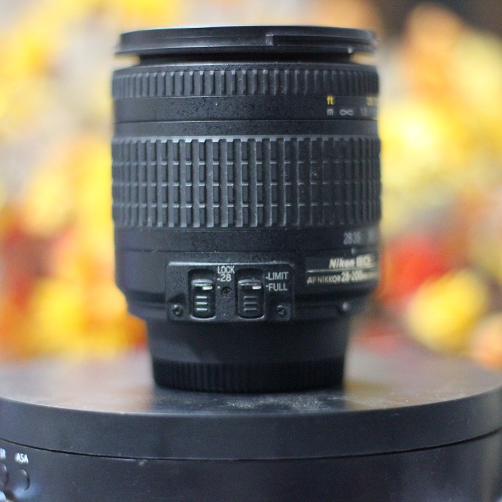 Ống kính Nikon AF 28-200f2.5-5.6G ED dải rộng cho Nikon