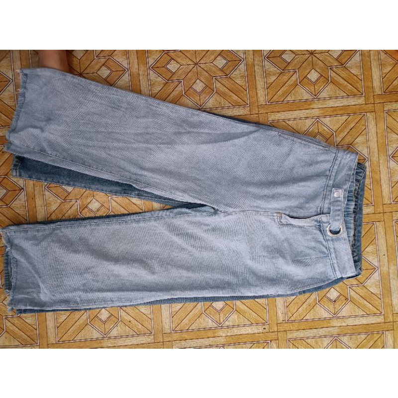 Quần jeans