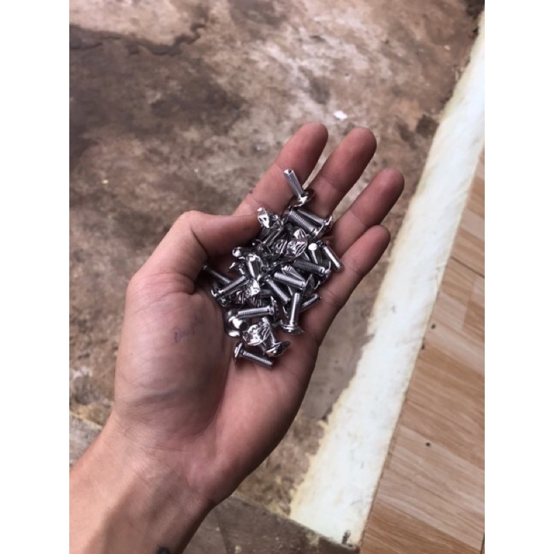 ốc 5l inox salaya