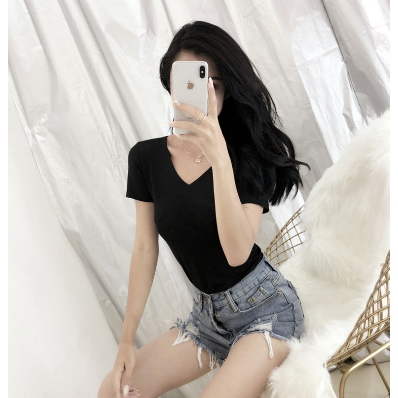 Áo Thun Trơn Cổ Tròn Cộc Tay Nhiều Màu 🦋 Áo Thun Nữ Cổ V Vải Cotton AT04