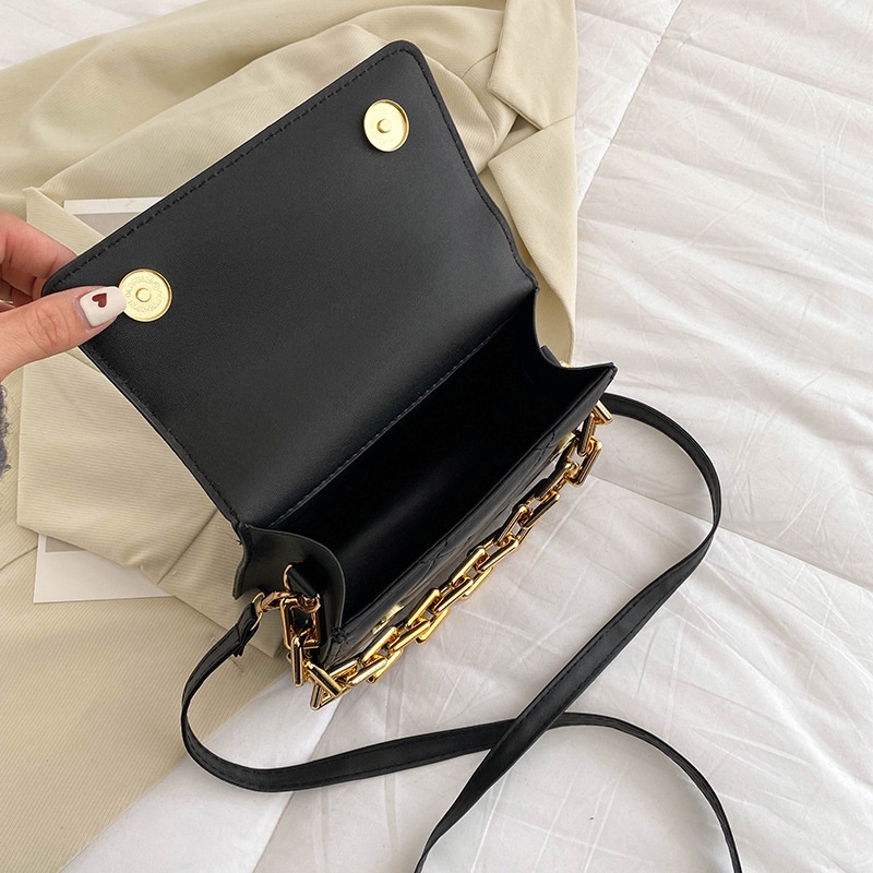 Túi đeo chéo cỡ nhỏ đính đá phối dây xích thời trang cho nữ