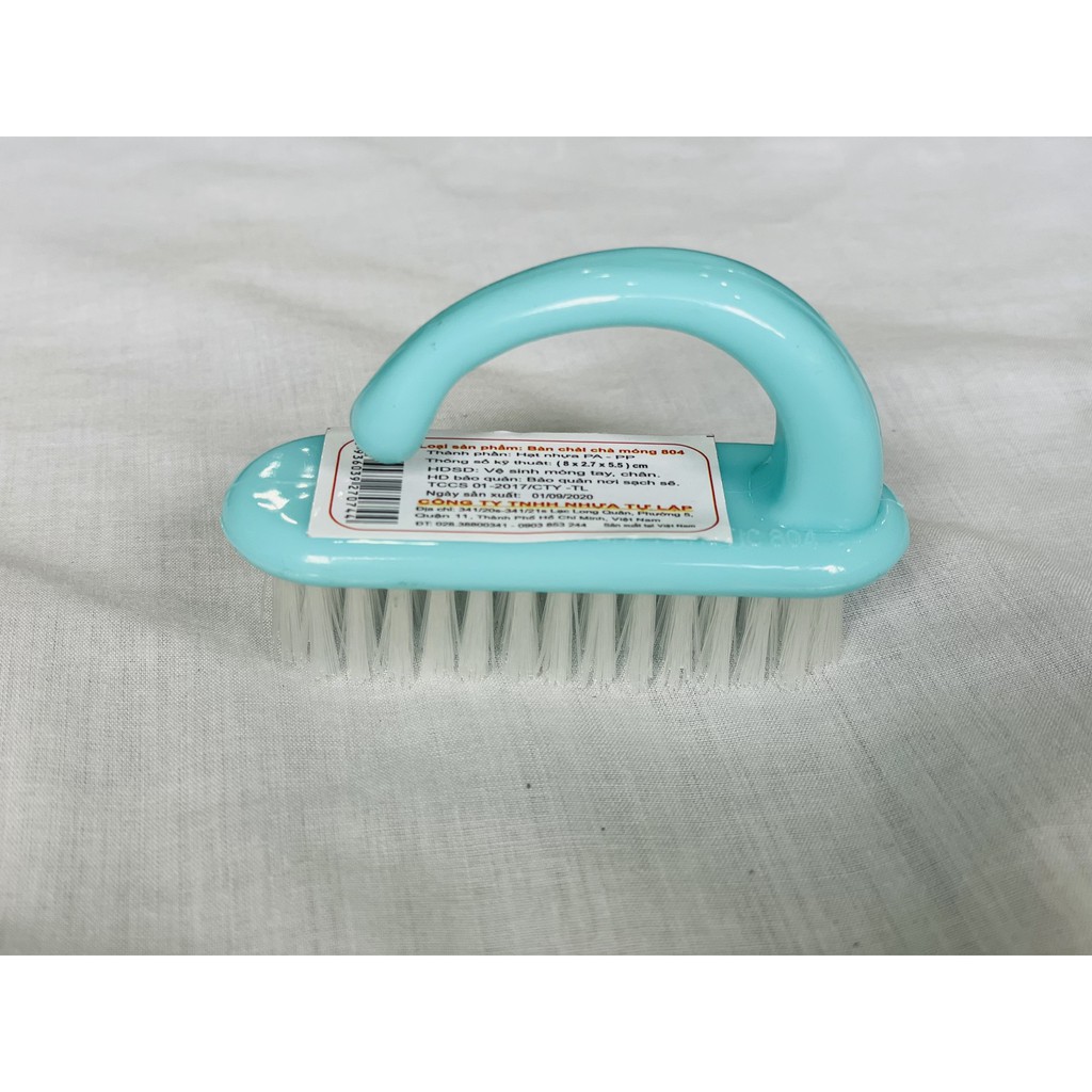 Bàn chải chà móng tay có tay cầm TL804