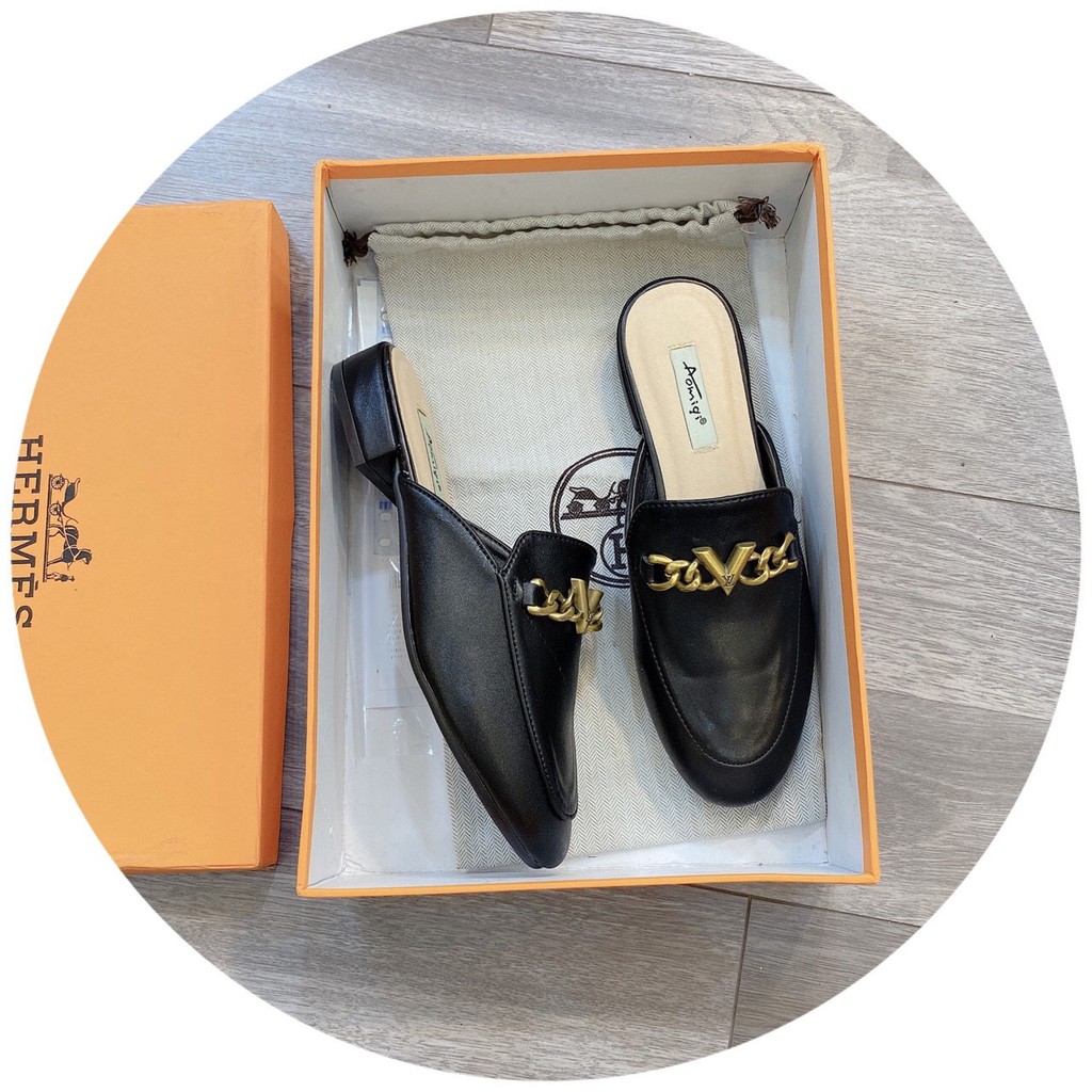 Giày sục da mịn khuy xích đen vàng | BigBuy360 - bigbuy360.vn