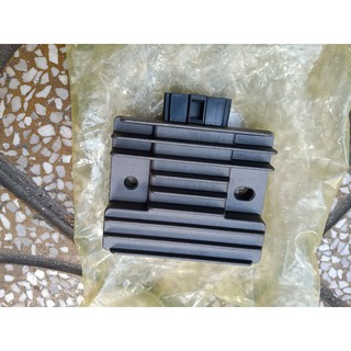 Sạc xe Grande Yamaha ( hình chụp trực tiếp )