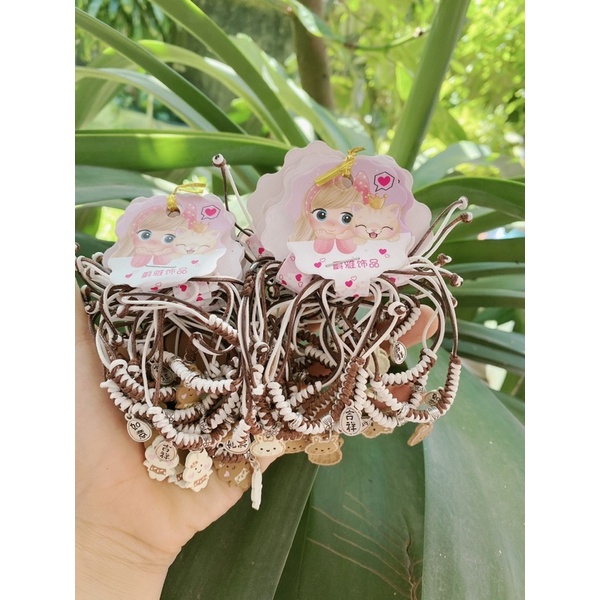 Vòng tay màu sắc