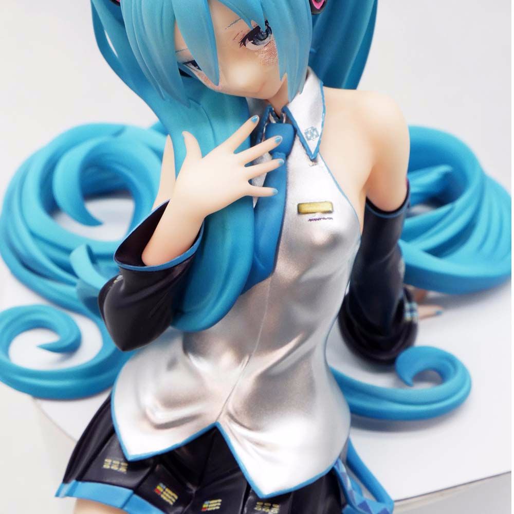 Mô hình nhân vật Hatsune Miku bằng chất liệu PVC