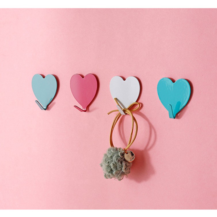 Bộ 5 móc dán tường hình trái tim