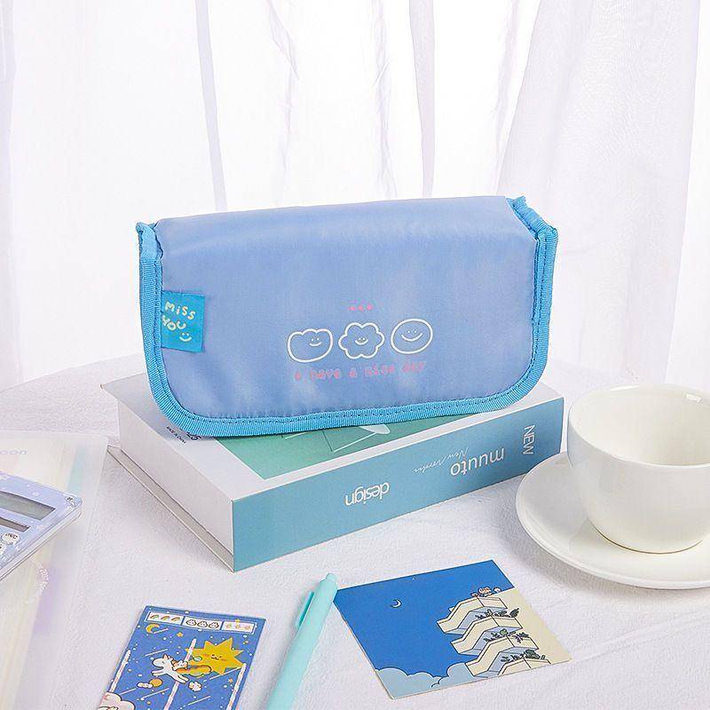 ⭐ iLado ⭐  Hộp bút chì thiết kế chia nilong chủ đề nhân vật túi zip nhỏ hộp vải đựng đồ Hộp đựng hộp bút hologram bút cute bọc zip tiểu an văn phòng phẩm Đa Dụng túi đựng đồ dùng cá nhân hình
