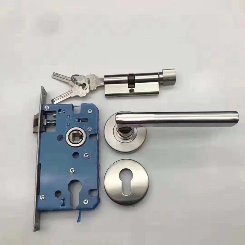 KHOÁ THÔNG PHÒNG TAY GẠT CỬA GỖ CAO CẤP