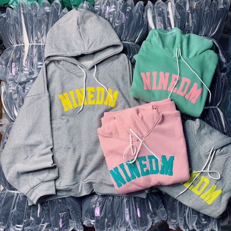 NINEDM_Áo Khoác Nỉ Bomber_ Tay Cánh Dơi Phồng Phom Rộng_Chất Nỉ Bông Ngoại Nhập Không Xù Lông_May 2Lớp Nón Siêu Kute