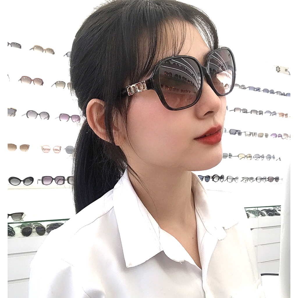 Kính mát thời trang Salvatore Ferragamo SF735SA (59-15-135) chính hãng