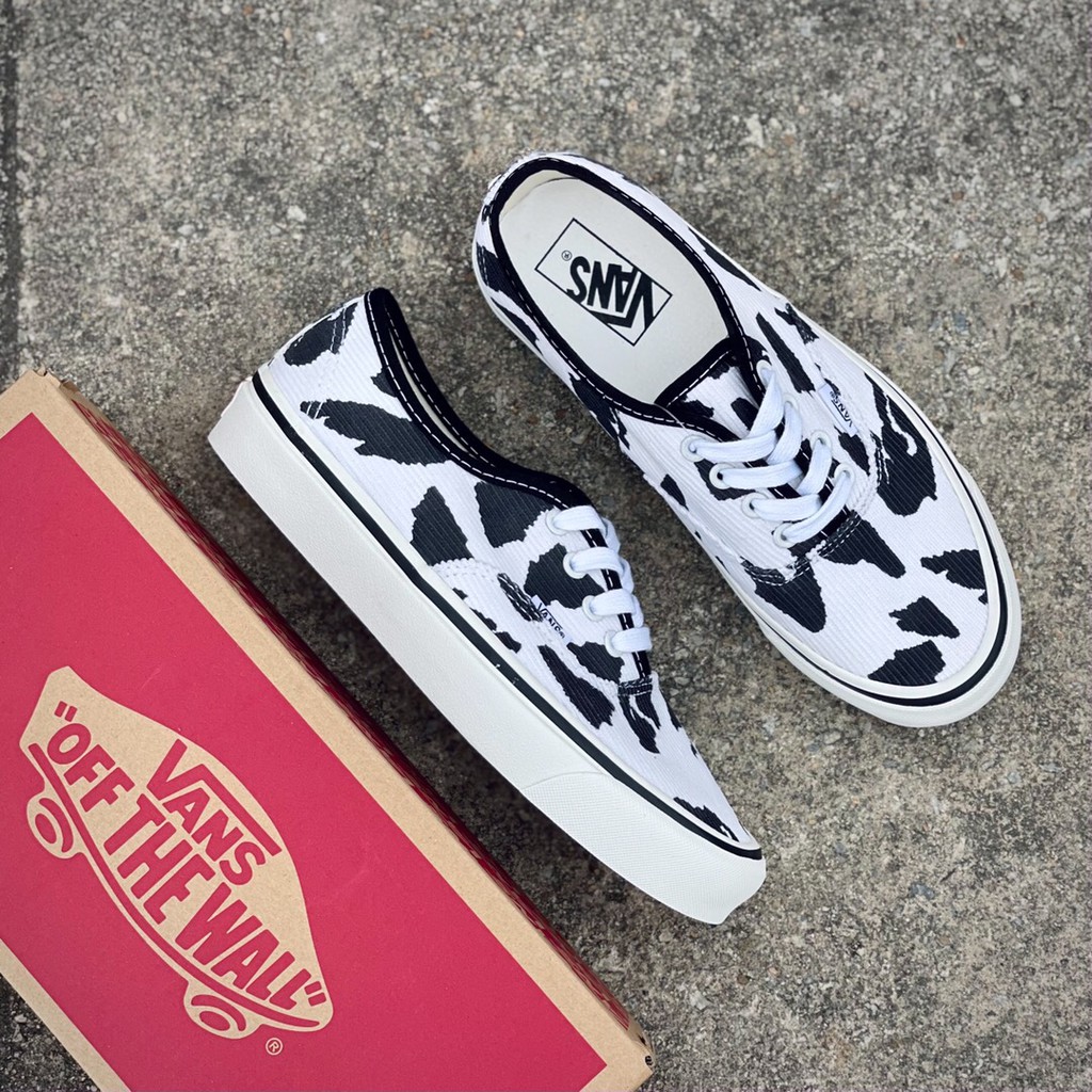 VANS Giày Vải Canvas Phối Họa Tiết Da Bò Độc Đáo Cá Tính