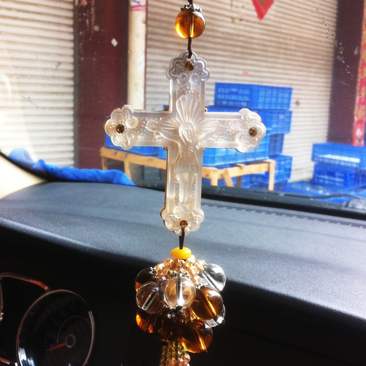 Dây Treo Kính Hậu Xe ô tô, Xe hơi, Xe tải, Chất liệu Pha Lê tinh khiết, mang lại bình an, may mắn, Kèm hộp lót Nhung