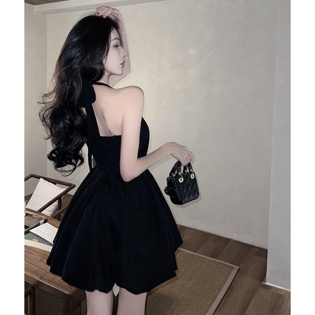 Đầm Hai Dây Dáng Chữ A Màu Đen Thời Trang 2022 Amoi Quyến Rũ Cho Nữ