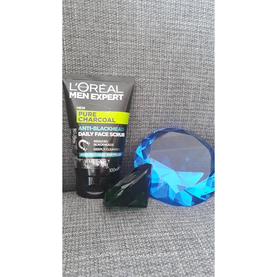 [ HOT SALE ] Sữa rữa mặt L'OREAL MEN EXPERT Than hoạt tính chống lại mụn đầu đen- Dành cho nam giới | BigBuy360 - bigbuy360.vn