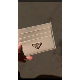Gift vip ví Prada