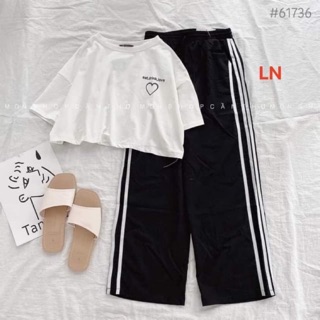 Set áo thun croptop ngắn tay in trái tim + quần ống rộng 3 sọc trắng