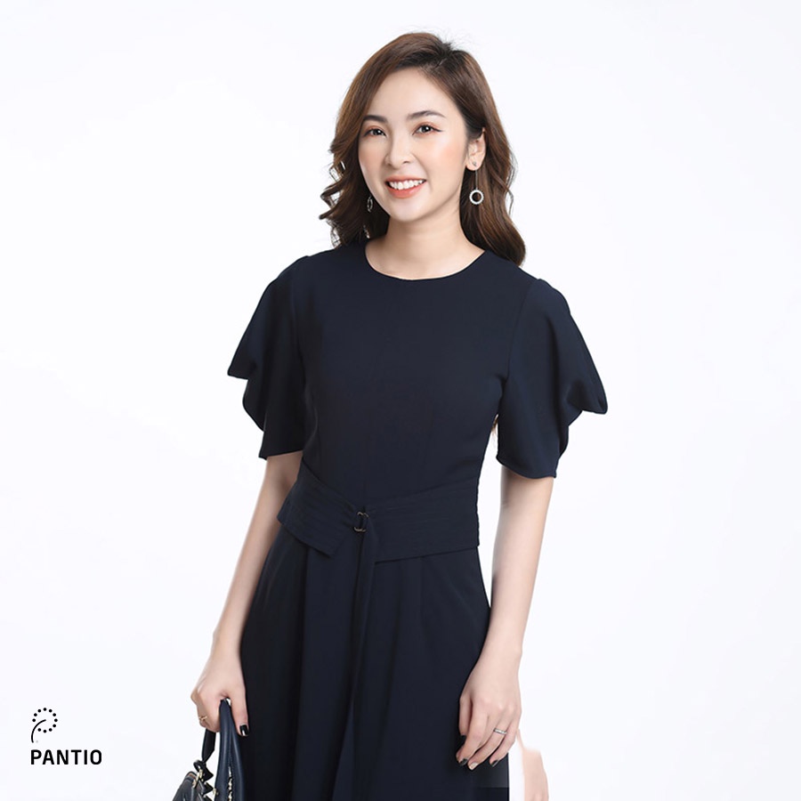 Đầm công sở chất liệu thô mềm cánh tay bồng dáng xòe FDC32732 - PANTIO