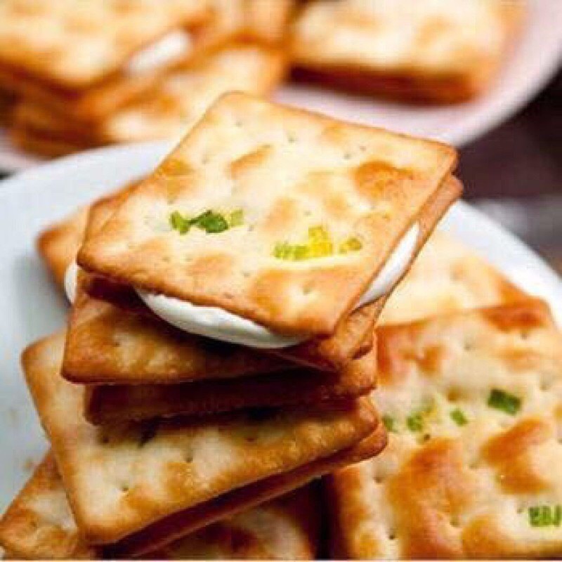 Bánh Quy Hành Phô Mai. Hộp 280g