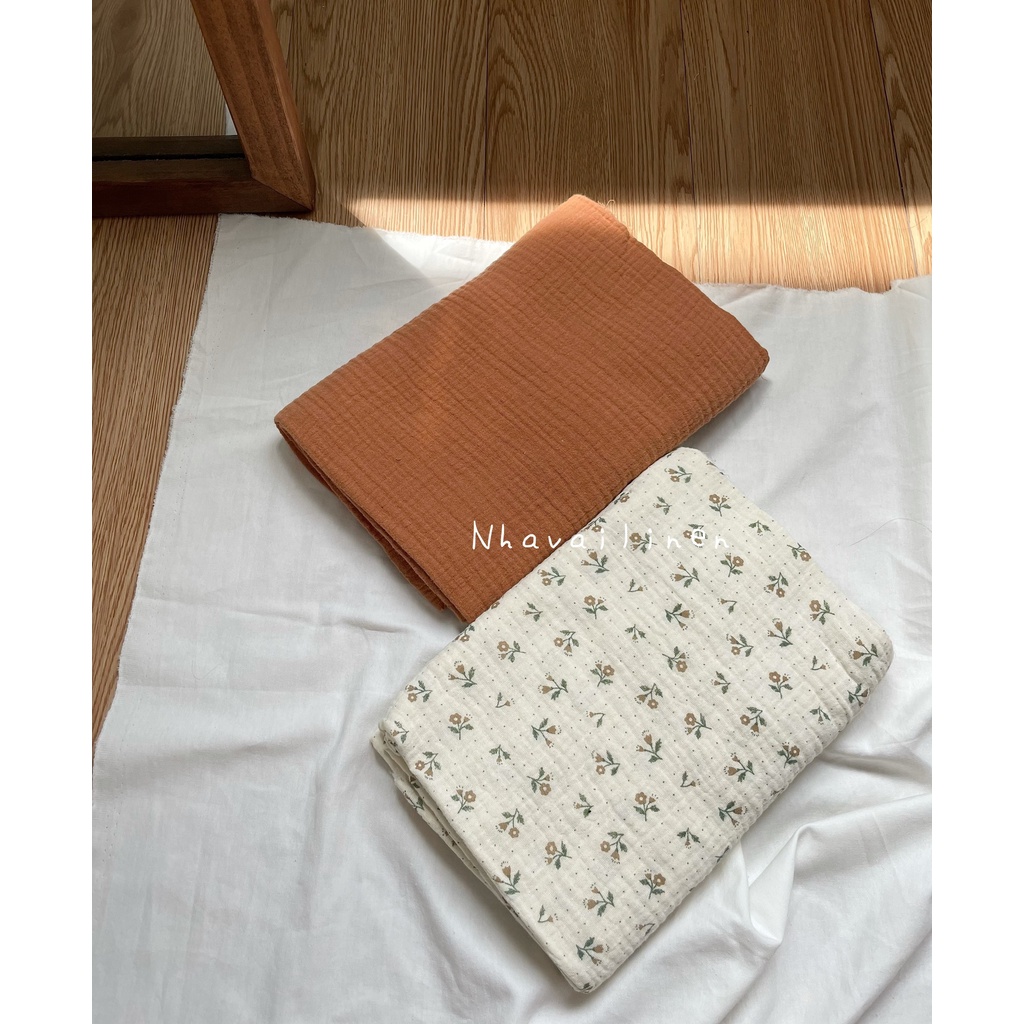 Vải họa tiết muslin hoa nâu nhạt - muslin caramel Nhà Vải Linen