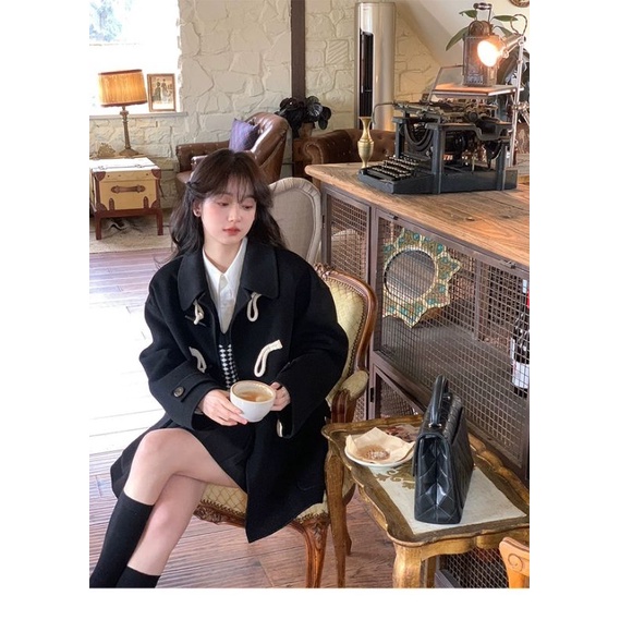 Áo khoác dạ đen cài nút mùa đông oder taobao