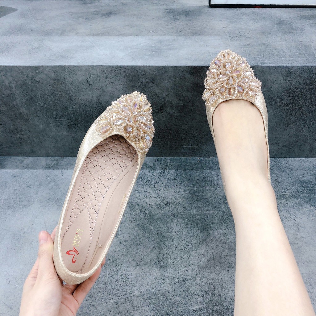 Min's Shoes - Giày Bệt Đá Da Thật B280 Vàng đá