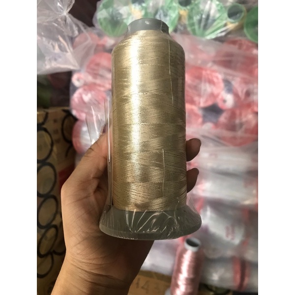 Chỉ thêu kim tuyến nhiều màu. Giao đơn từ 50k