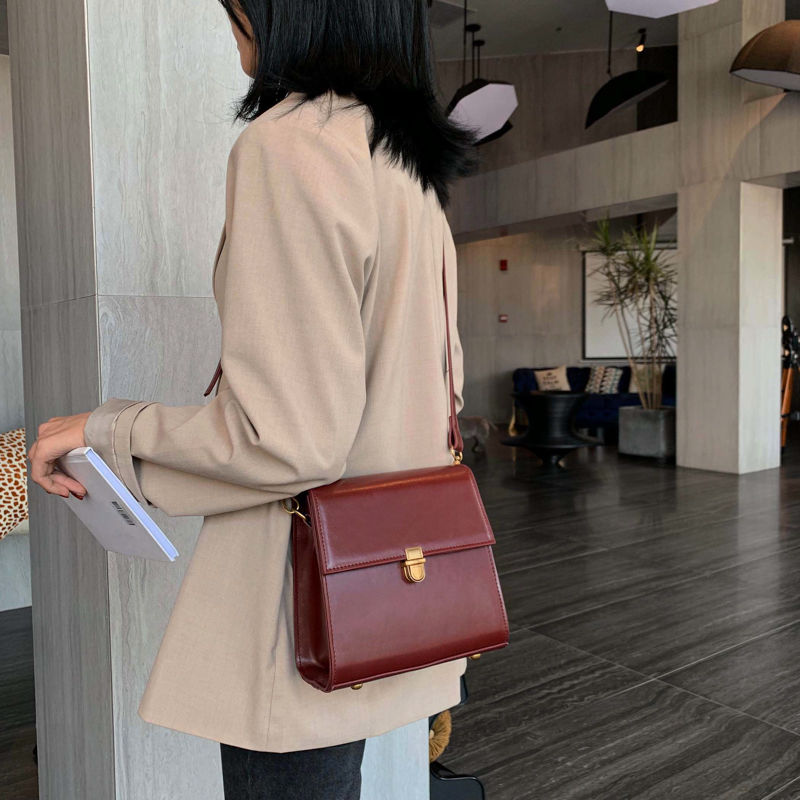 Túi Xách Đeo Chéo Thời Trang Cho Nữ