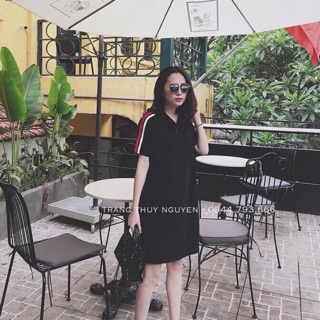 Váy xuông phối sọc