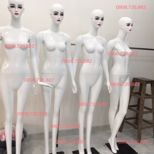 manocanh nữ trắng bóng