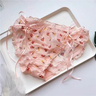 Quần chip họa tiết dễ thương