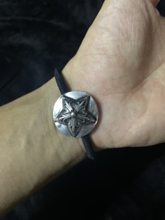 Đồ cột tóc Chrome heart charm mạ bạc cao cấp.