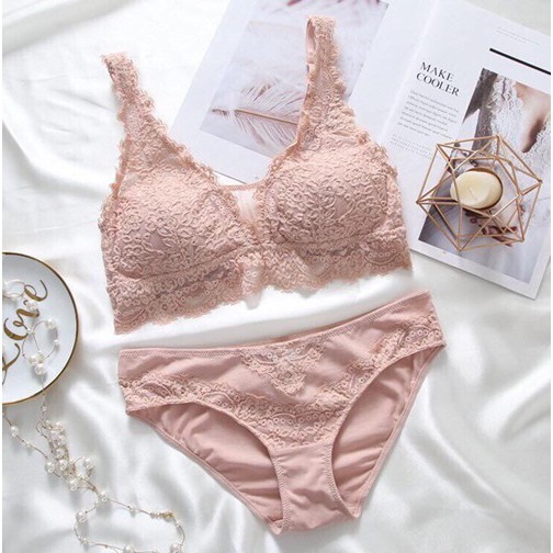 MUA 1 ĐƯỢC 3 - Mua Bộ đồ lót ren gợi cảm VICKY không gọng bạn sẽ được tặng Đôi tất gân cao cấp và Dây ngực trong suốt | BigBuy360 - bigbuy360.vn