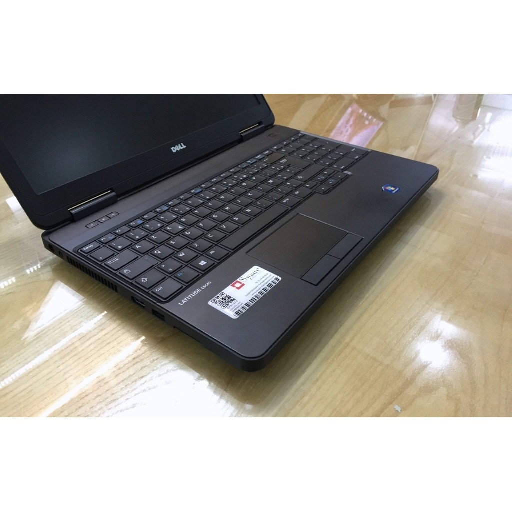 Dell Latitude E5540 (Core Haswell I7 4600U - RAM 4GB - HDD 320GB - VGA rời 2GB - MH 15.6") Đèn bàn phím, Full Options