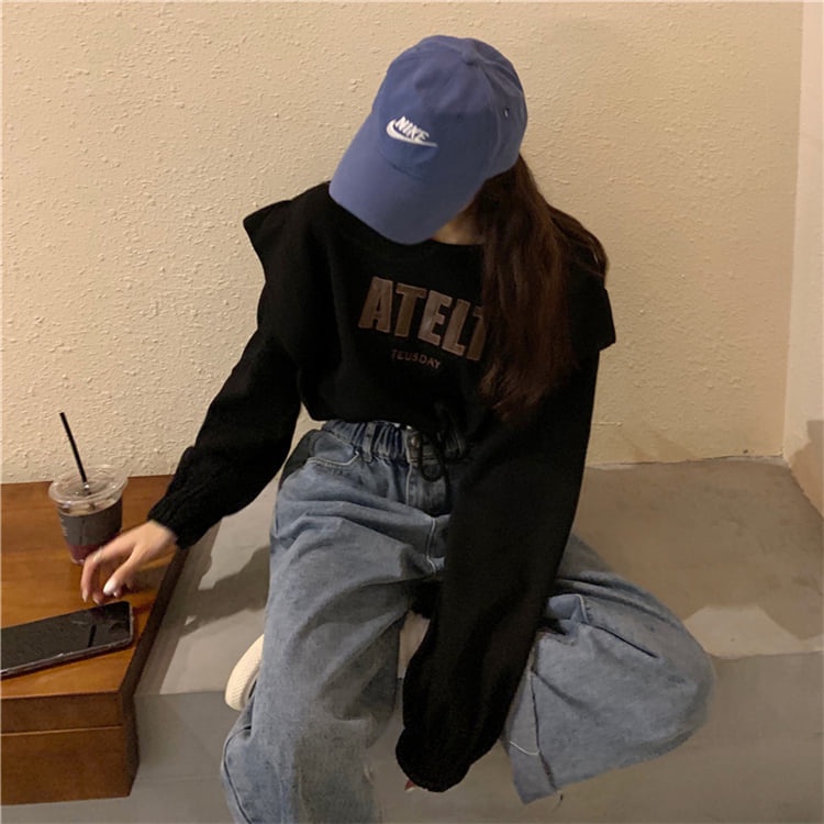 Áo croptop dài tay nỉ ATEL rút gấu tay phối bèo phom rộng dáng suông cực xinh | BigBuy360 - bigbuy360.vn