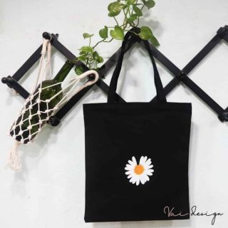 Túi Vải Tote Cao Cấp, Dày Dặn Chất Liệu Canvas Hình Cúc Họa Mi, Thời Trang, Dễ Phối Đồ TotsBAG