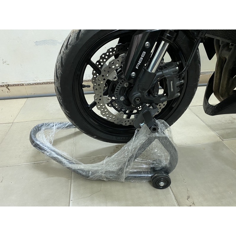 Ben nâng bánh trước môtr + Free ship