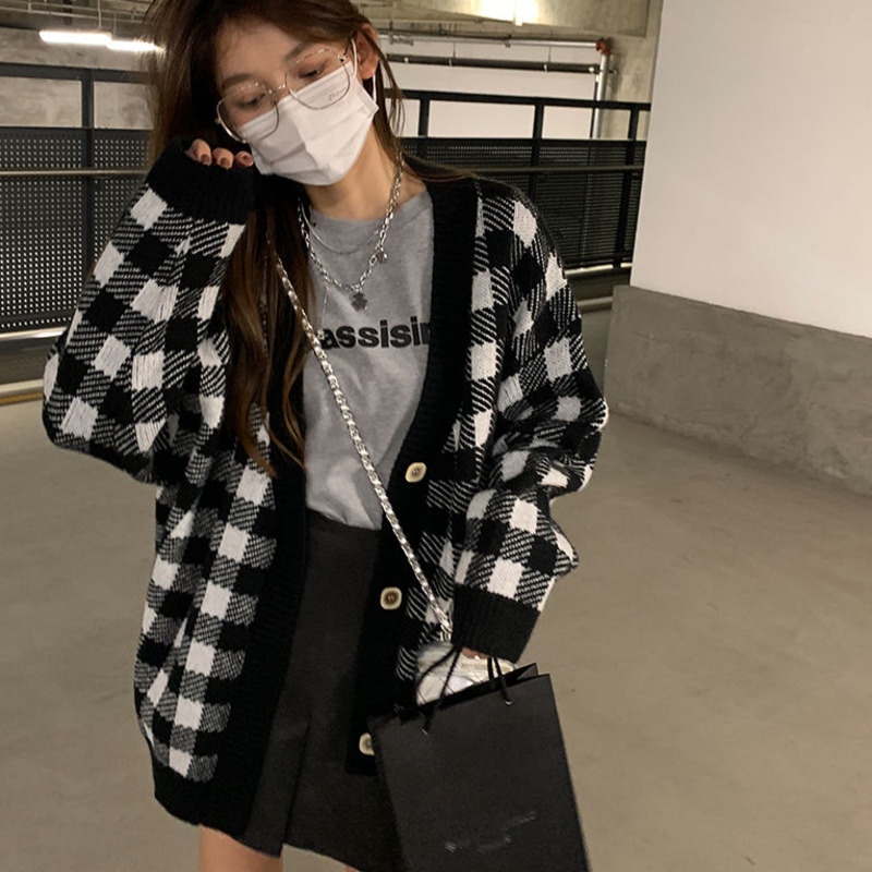 Áo Khoác Len cardigan Mềm Dáng Rộng Cổ Chữ V Màu Cà Phê Sọc Ca Rô Phong Cách Hàn Quốc Cho Nữ