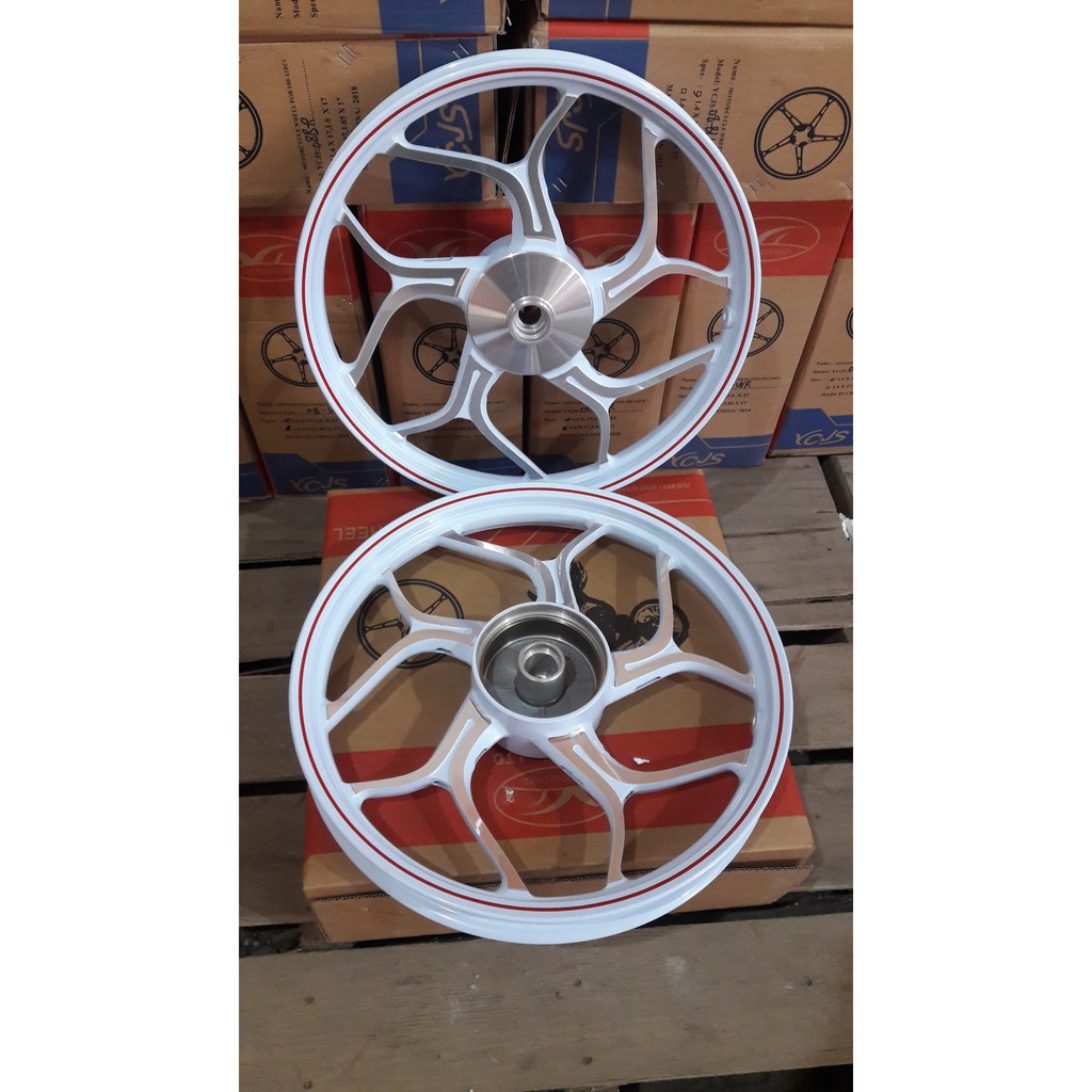 Vành 10 nan cơ Honda màu Trắng