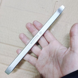 Móc lốp xe máy, xe đạp