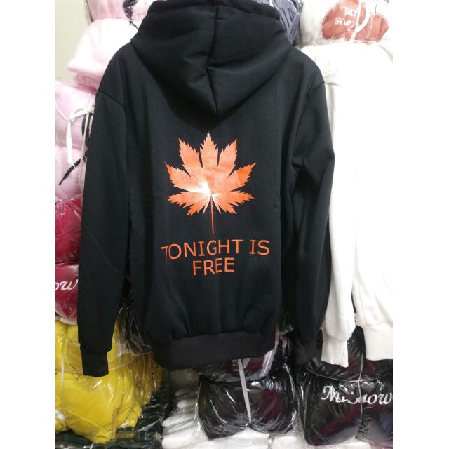 Áo khoác hoodie nỉ mẫu mới siêu chất hình chiếc lá | BigBuy360 - bigbuy360.vn