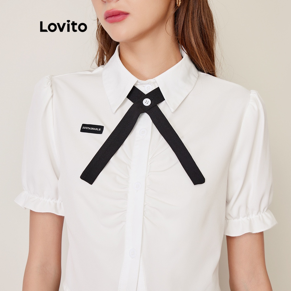 Áo Lovito có huy hiệu cổ thắt dây màu trơn phong cách thường ngày L27AD028 (màu trắng)