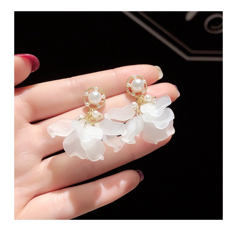 Bông Tai Hoa Tai Titan Không Gỉ Chuỗi Vòng Dài Dạng Đá - Hoa Nhựa Chuôi Bạc 925 Hot Trend Hàn Quốc Dobi B10