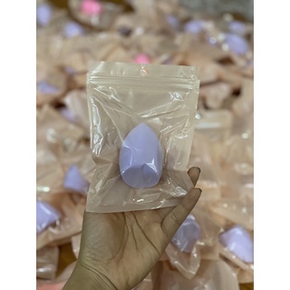 Bông mút tán nền giọt nước