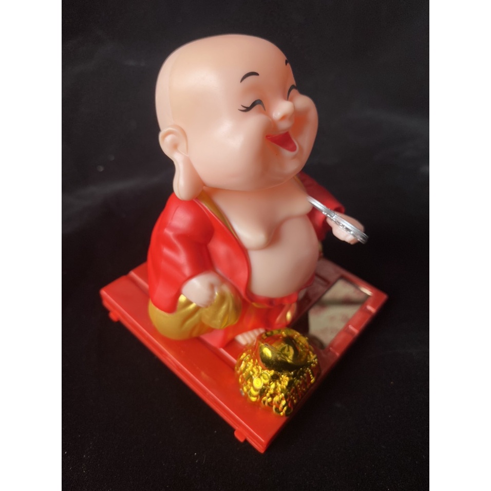 Di Lặc Cục Vàng Cầm Quạt Bằng Nhựa Sử Dụng Năng Lượng Mặt Trời Thu Hút Tài Lộc - Phật Giáo Tường Thuận