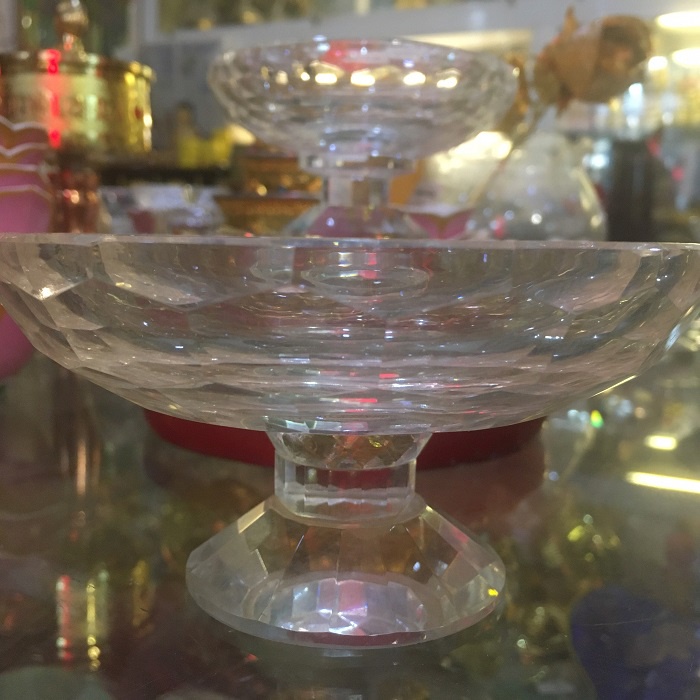 Đĩa thủy tinh trung - tiểu họa tiết lục giác hình ảnh thật