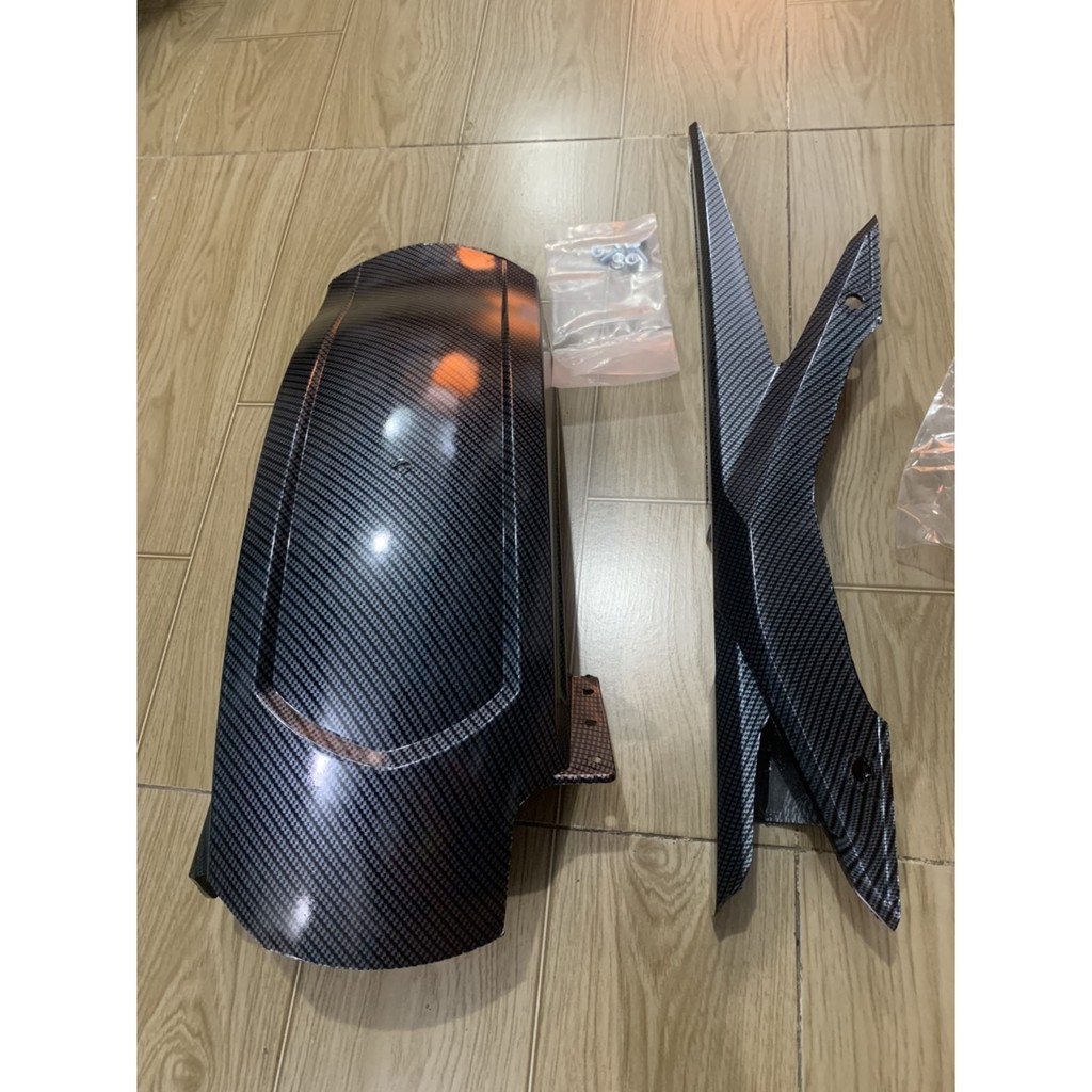 Chắn bùn xe winner X có che sên màu cacbon