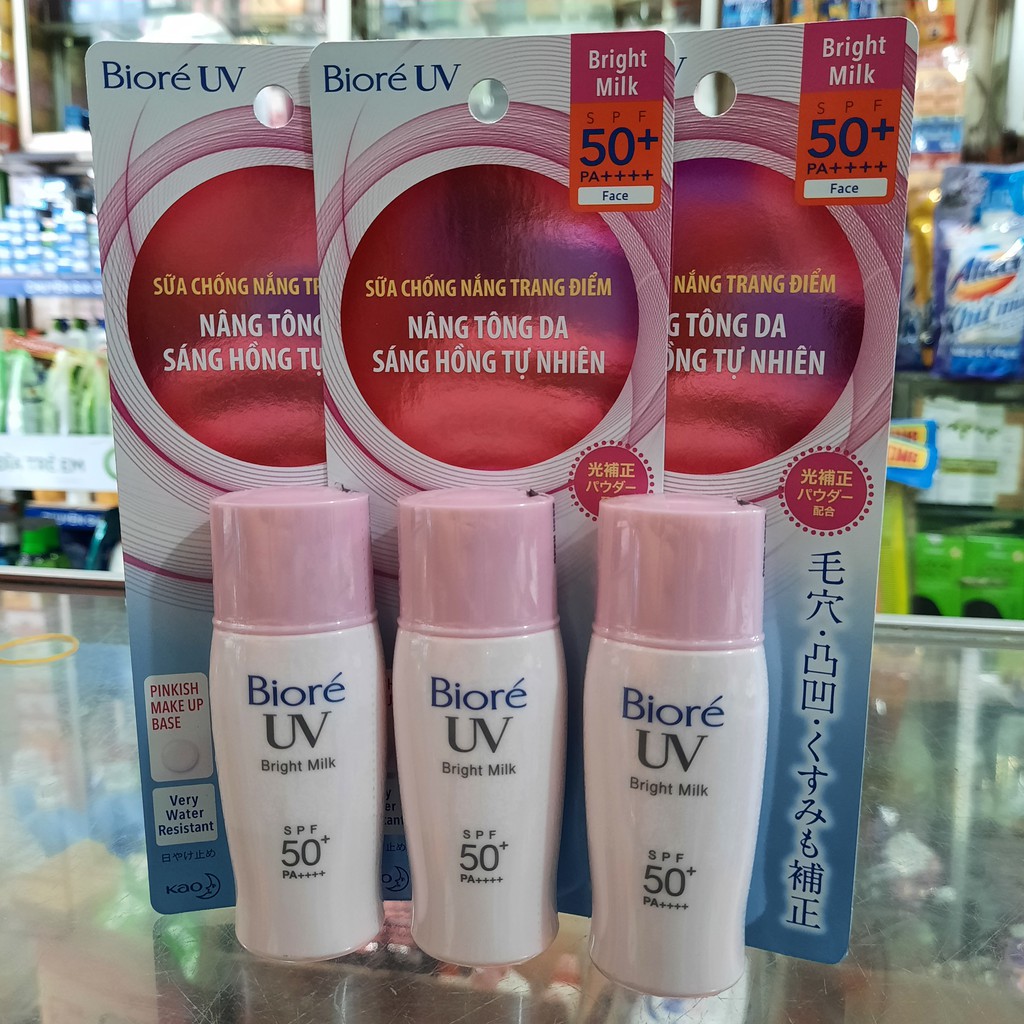 Kem chống nắng Bioré UV Bright Milk SPF50+PA++++ 30ml