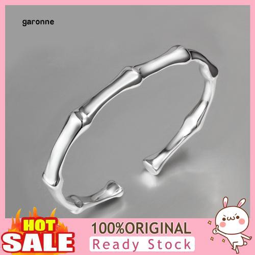 Vòng đeo tay mạ bạc kiểu dáng đơn giản thanh lịch dành cho nữ