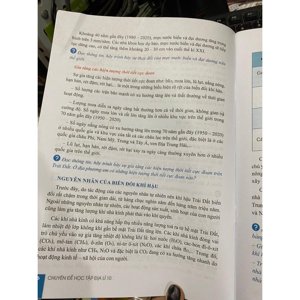 Sách - Chuyên đề học tập địa lí 10 ( cánh diều ) + bán kèm 1 bé tập tô màu 15k